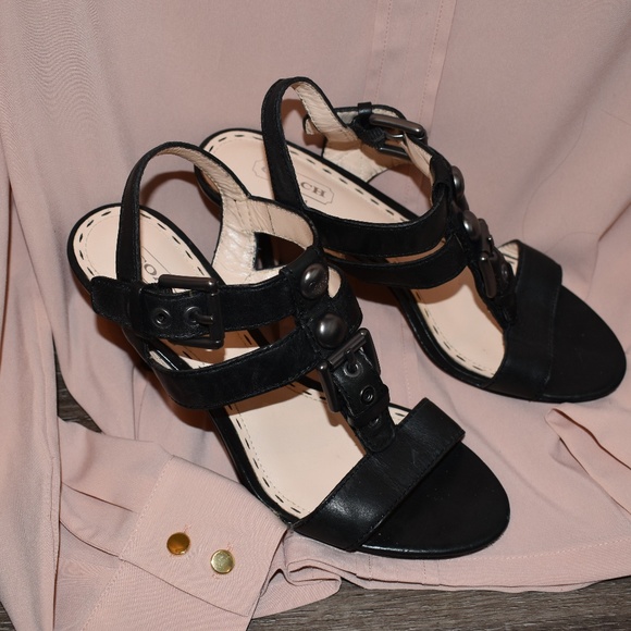 Coach Shoes - COACH 👠👠Robin heels 5.5 B black strap sandal